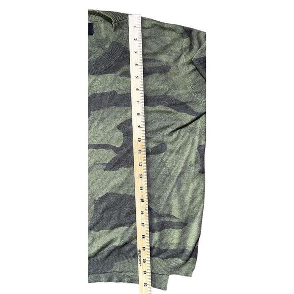 Vici Editor in Chief Lightweight Camo Side Zip Hem Luxury Pullover Sweater Small - Picture 3 of 7